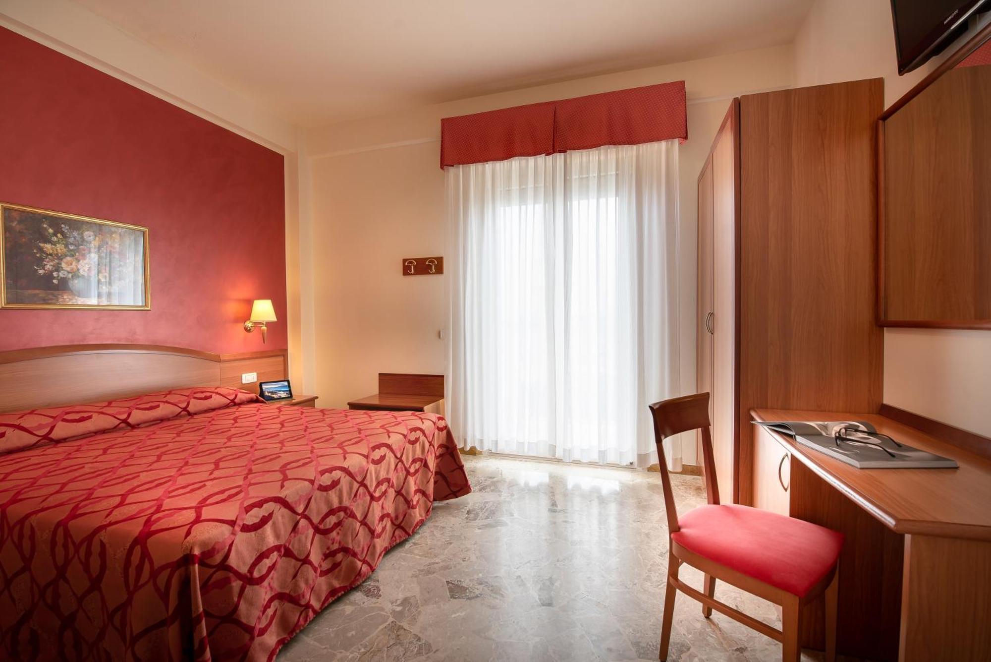 Hotel Tiffany Rimini Exteriér fotografie